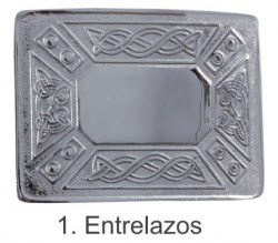 Cinturón negro con hebilla